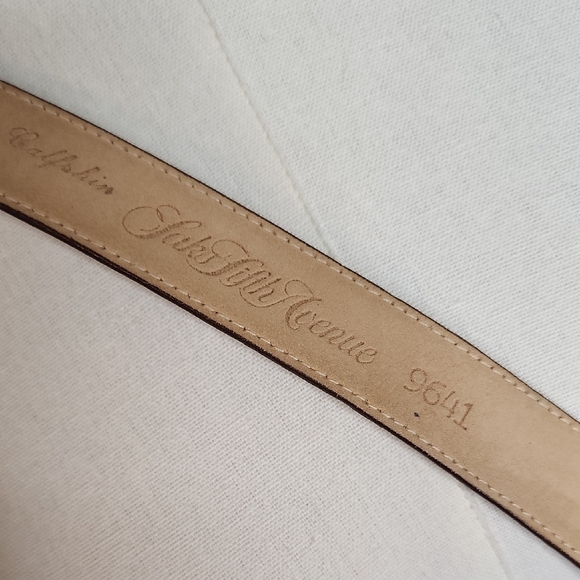 Saks Fifth Avenue Tan Genuine Calfskin Leather Belt Size Medium